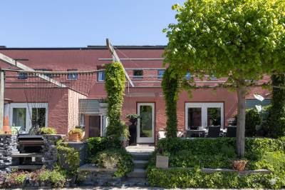 Woning Karmozijnhof 19 Almere