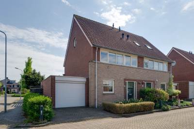 Woning Burg. Romijnstraat 18 West-Graftdijk