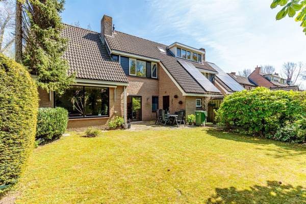 Woning Klaprooslaan 2 's-Gravendeel