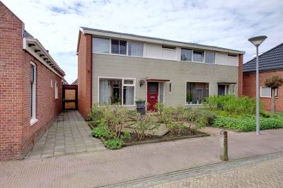 Woning Zuiderstraat 12 Uithuizen