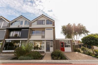 Woning John Raedeckersingel 42 Reeuwijk