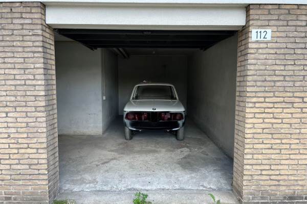 Garage Edmond Hellenraadstraat 112 Rotterdam