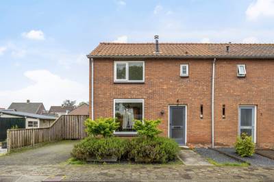 Woning A. van Zeestraat 5 Poederoijen