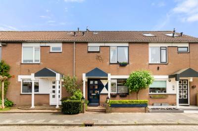 Woning Kerkenmaaijerskamp 57 Velserbroek