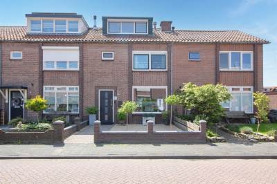 Woning Jan Pieterszoon Coenstraat 11 Bunschoten-Spakenburg