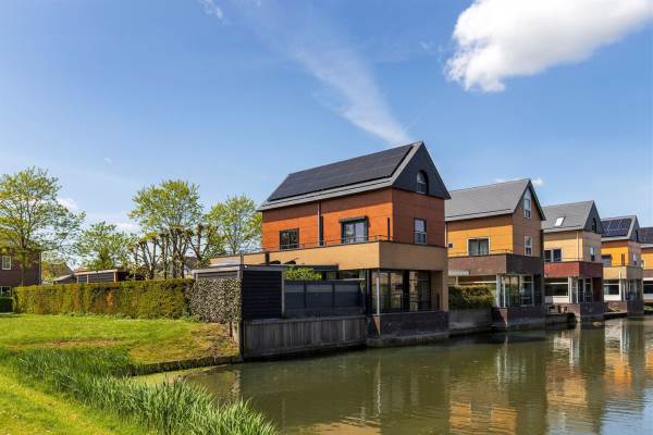 Woning Zwanebloem 2 Hendrik-Ido-Ambacht