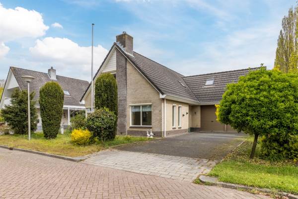 Woning Bolsterslag 8 Nieuwleusen