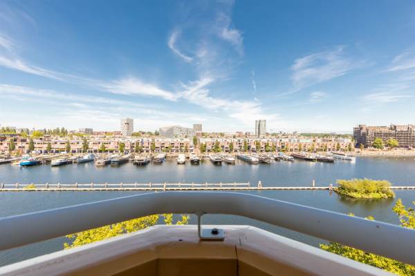 Woning Zeeburgerkade 484 Amsterdam