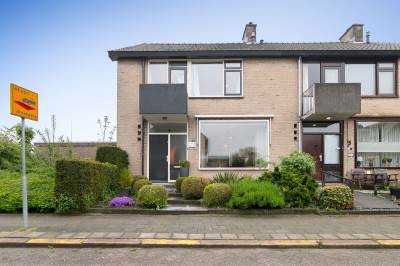 Woning Oemstraat 1 Hendrik-Ido-Ambacht