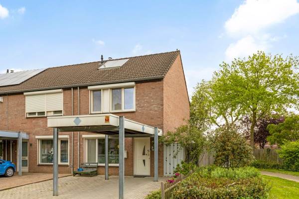 Woning Korenbloemhof 33 Roermond