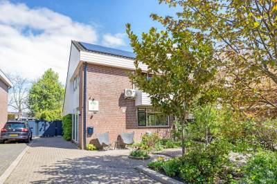 Woning J.C. Beetslaan 141 Hoofddorp