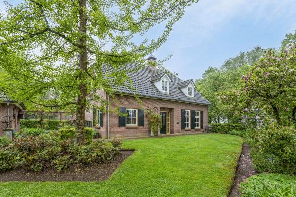 Woning Grotestraat 1a Oijen