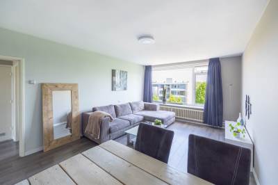 Woning Burgemeester Caan van Necklaan 674 Leidschendam