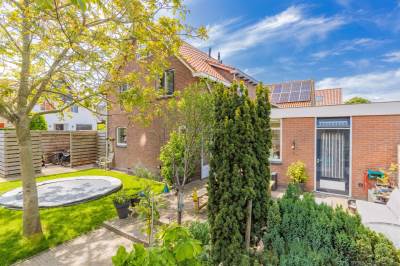 Woning Raadhuislaan 22 Leimuiden