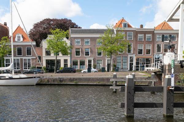 Woning Spaarne 8zwart Haarlem