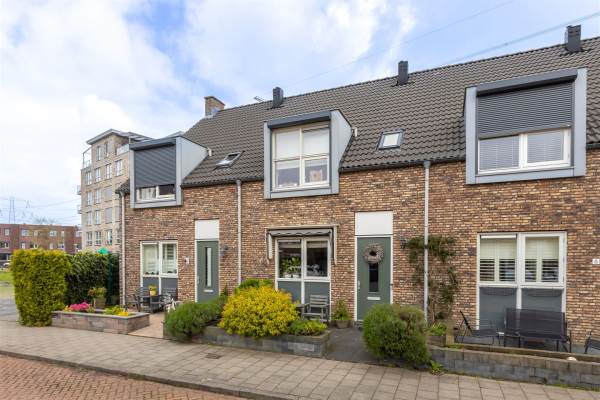 Woning Puccinistraat 4 Sliedrecht