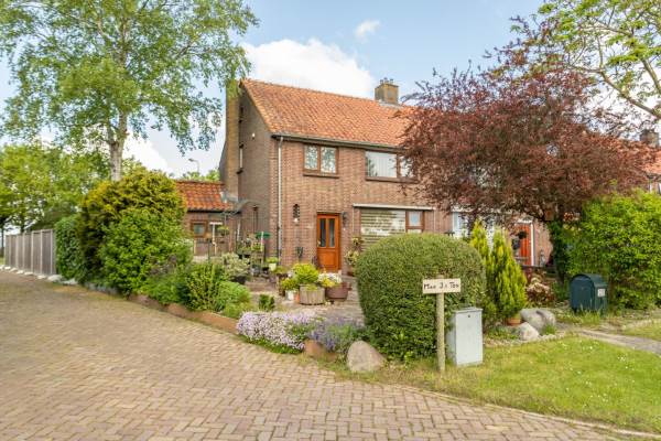 Woning Oostvaardersdijk 20 Lelystad