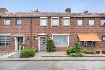 Woning Julianastraat 27 Moerdijk