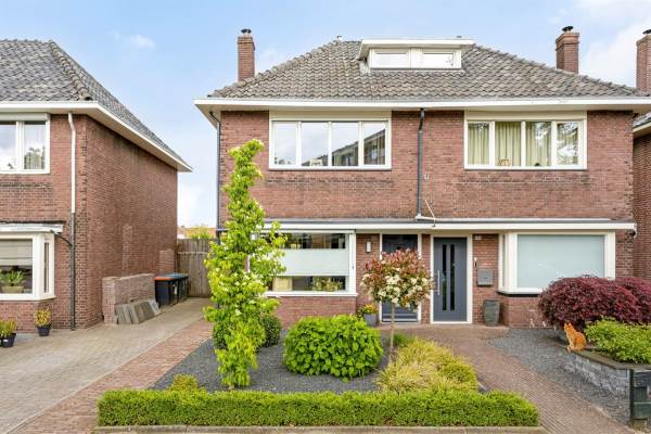 Woning Wethouder Nijhuisstraat 99 Enschede