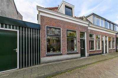 Woning Bloemistenlaan 13 Leiden