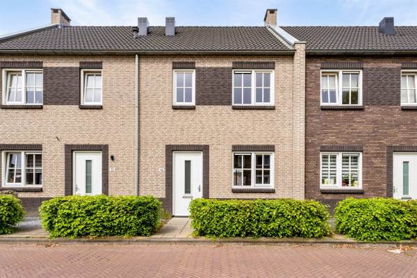 Woning Nelson Mandelastraat 15 Hengelo (OV)