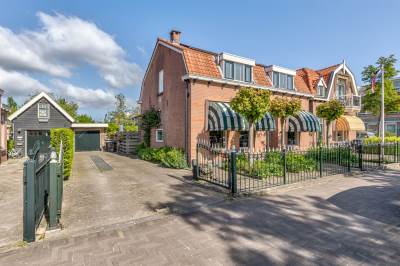 Woning Burgemeester de Bruïnelaan 11 Zwijndrecht