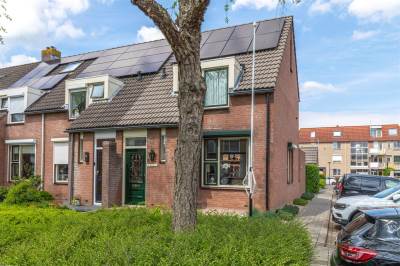 Woning Van Leijdenstraat 9 Hardinxveld-Giessendam
