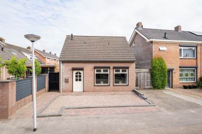 Woning Anna Leonorastraat 10 Sprundel