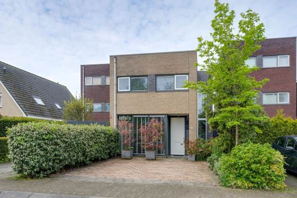 Woning Kapitein Robstraat 18 Almere
