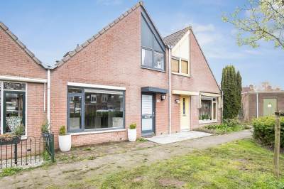 Woning Schapenmeent 264 Almere