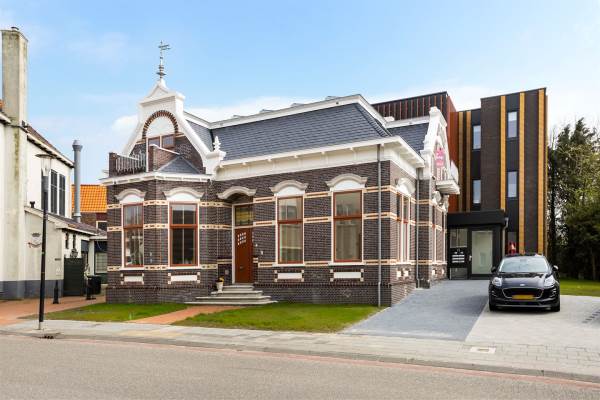 Woning Kerkstraat 1A0 Uithuizermeeden