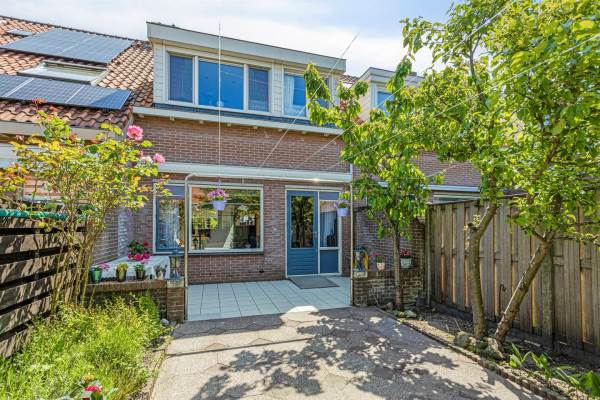 Woning Henegouwen 10 Volendam