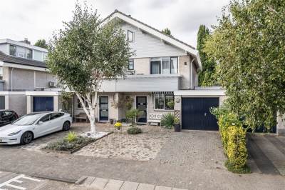 Woning Ligusterhof 27 Papendrecht