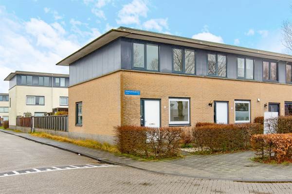 Woning Kastanjeplein 64 Almere