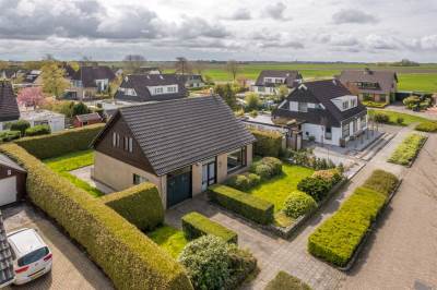 Woning Burgemeester Albardastraat 13 St.-Annaparochie