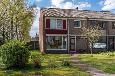 Woning Julianalaan 80 Zuidlaren