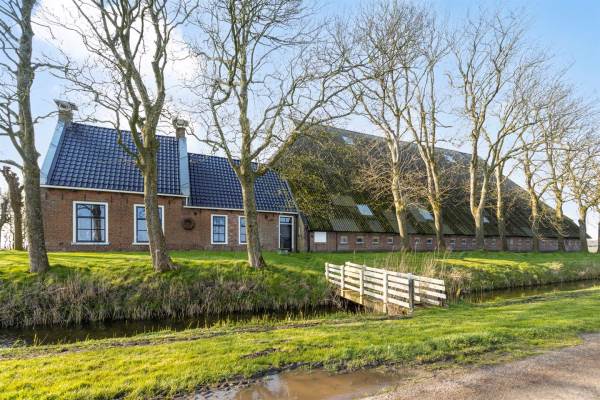Woning Hearewei 25 Minnertsga