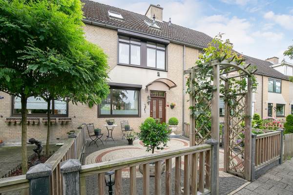 Woning Plevier 11 Hoogvliet Rotterdam