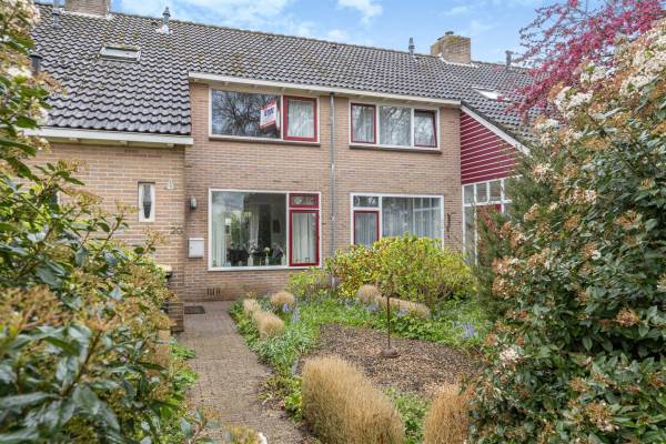 Woning Dokter Hoogkamerlaan 20 Middenmeer