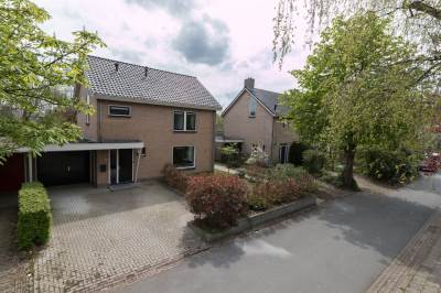 Woning Menno van Coehoornstraat 4 Zuidhorn