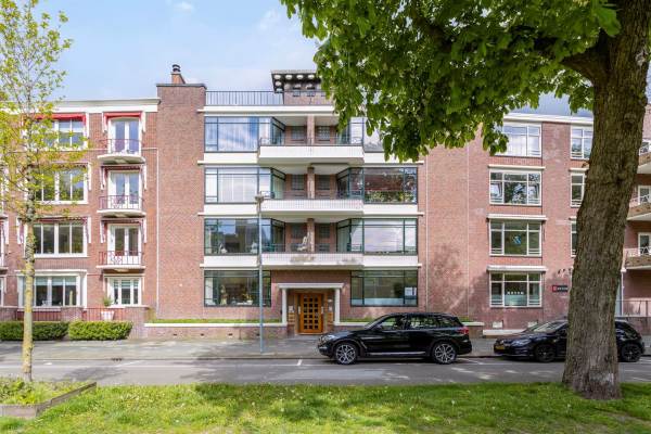 Woning Ubbo Emmiussingel 7 Groningen