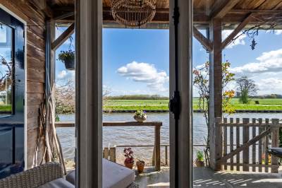 Woning Schotdeuren 4 Arkel