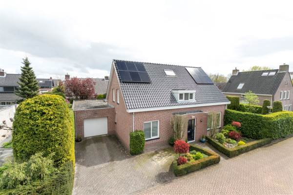 Woning Esmoreitstraat 9 Oosterhout (NB)