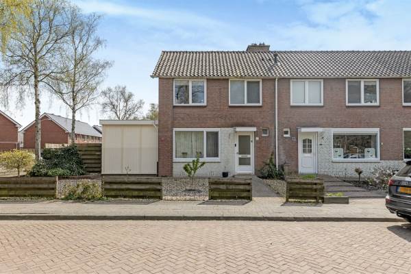Woning Grote Vaartlaan 1 Veendam