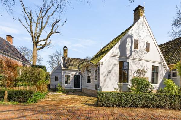 Woning Leeteinde 10 Broek in Waterland