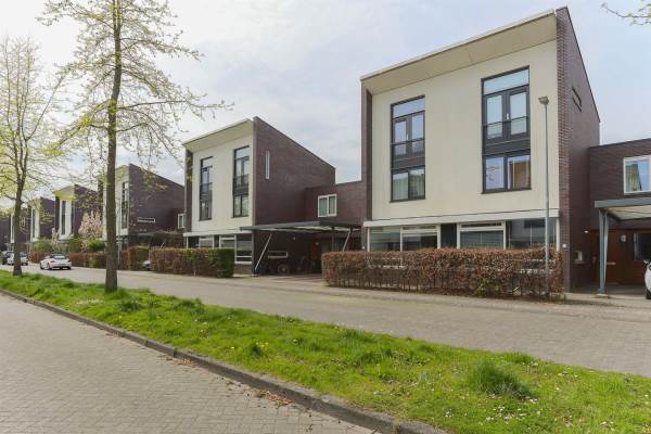 Woning Tonny van Leeuwenlaan 36 Groningen