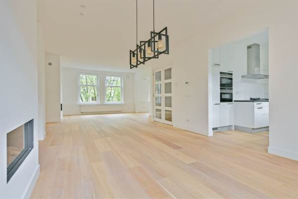 Woning Jan van Eijckstraat 6boven Amsterdam