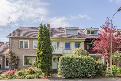 Woning Vincent van Goghsingel 24 Hillegom