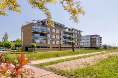 Woning Seinhuiswei 64 Barendrecht