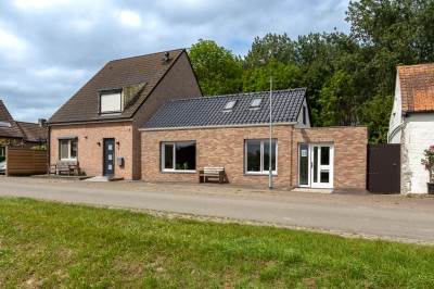 Woning Hoek van de Dijk 8 Zaamslag